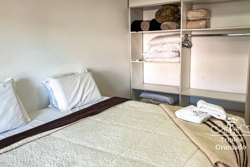 Casa de férias Casa Triplex Com 03 Suites, Cond No Centro *
