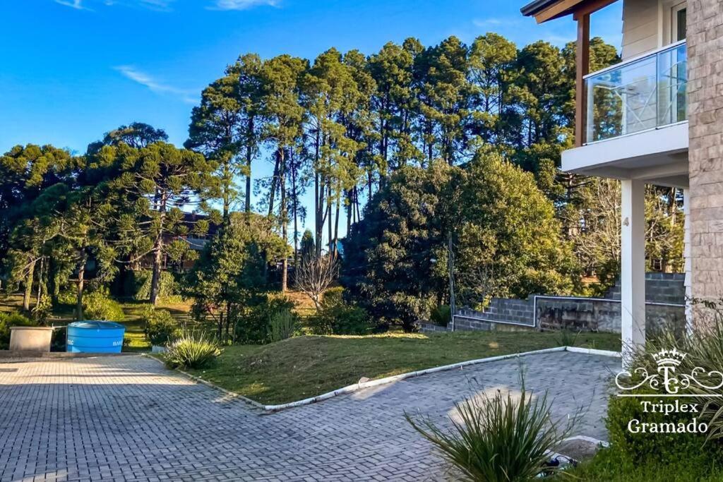 Casa Triplex Com 03 Suites, Cond No Centro Casa de férias Gramado
